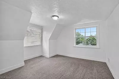 654 Moreley Avenue, Akron, OH 44320 - Photo 14