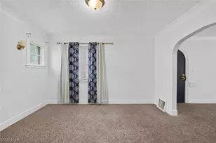 654 Moreley Ave, Akron, OH 44320 - Photo 10