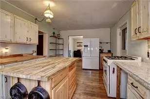1279 Fox Ave SE, Paris, OH 44669 - Photo 14