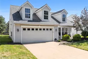 384 Clearbrook Dr, Avon Lake, OH 44012 - Photo 2