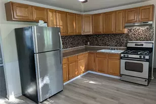 147 Morgan Ave, Elyria, OH 44035 - Photo 2