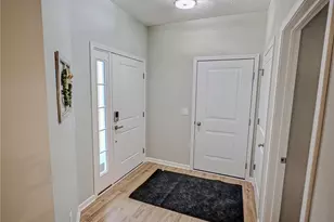 118 W Spring Dr, Elyria, OH 44035 - Photo 4