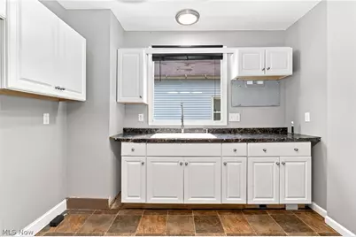 1270 Alberta Street, Barberton, OH 44203 - Photo 14