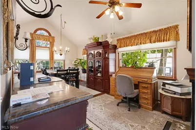 4035 Woodlands Drive, Vermilion, OH 44089 - Photo 16