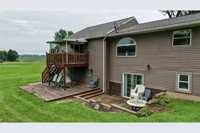 9263 Manchester Avenue SW, Beach City, OH 44608 - Photo 38