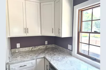 1343 Oakes Road, Grandview Heights, OH 44147 - Photo 8