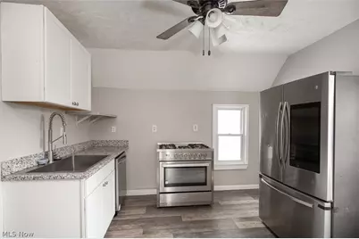 3635 46th Street #Up, Loveland, OH 44102 - Photo 2