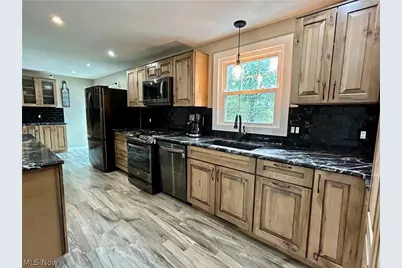 4595 Sheffield Drive, Austintown, OH 44515 - Photo 6