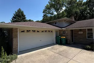 5487 Beacon Hill Ct, Green Hills, OH 44131 - Photo 1