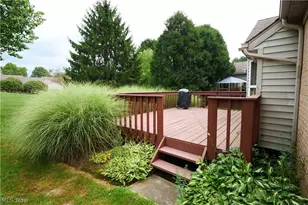 115 Ledbury Cir NE, Canton, OH 44721 - Photo 36