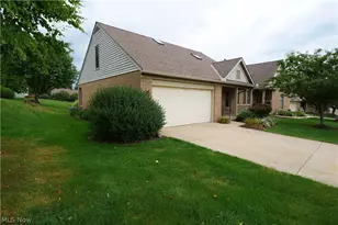 115 Ledbury Cir NE, Canton, OH 44721 - Photo 32