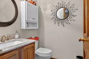 2601 Charing Cross Rd NW, Canton, OH 44708 - Photo 14