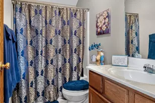 2601 Charing Cross Rd NW, Canton, OH 44708 - Photo 20