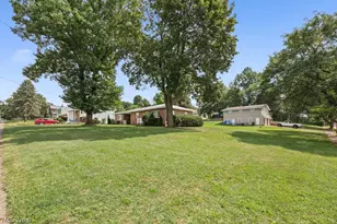 1115 Eastland Ave, Akron, OH 44305 - Photo 4