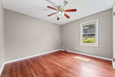 1115 Eastland Avenue, Akron, OH 44305 - Photo 24