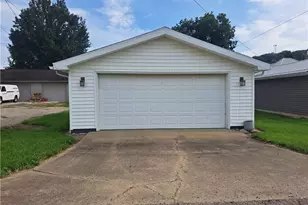 1311 Beckett Ave, Cambridge, OH 43725 - Photo 10