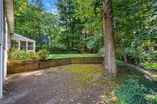 3087 Tower Hill Dr, Akron, OH 44319 - Photo 36
