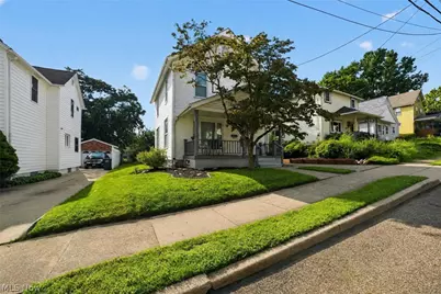 190 24th Street NW, Barberton, OH 44203 - Photo 2