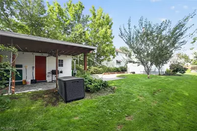 190 24th Street NW, Barberton, OH 44203 - Photo 36