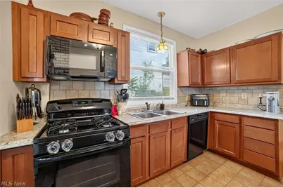 190 24th Street NW, Barberton, OH 44203 - Photo 14
