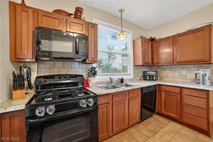 190 24th St NW, Barberton, OH 44203 - Photo 14