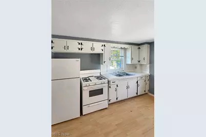 1200 Wilbur Avenue, Akron, OH 44301 - Photo 2