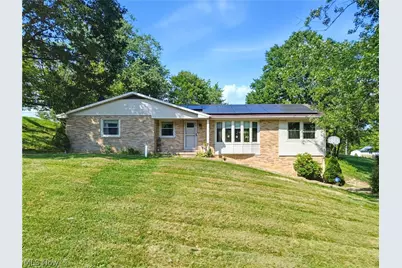 1700 Deerwood Circle SE, East Sparta, OH 44626 - Photo 2