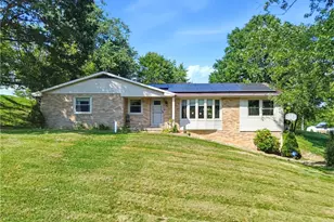 1700 Deerwood Cir SE, East Sparta, OH 44626 - Photo 2