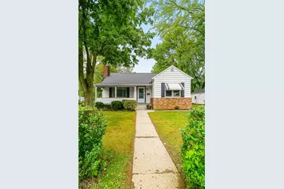 200 Gnau Avenue SW, Perry Twp, OH 44646 - Photo 2
