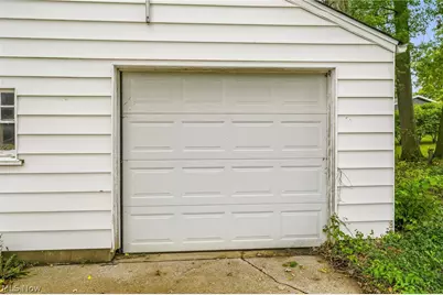 200 Gnau Avenue SW, Perry Twp, OH 44646 - Photo 34