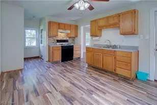 43 Main St, Leetonia, OH 44431 - Photo 12