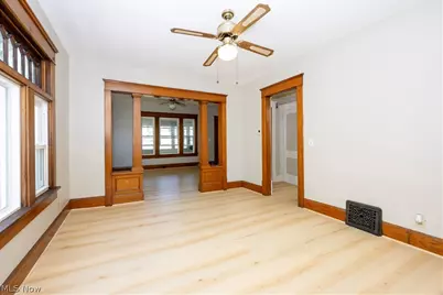 121 Chestnut Avenue NE, Massillon, OH 44646 - Photo 4