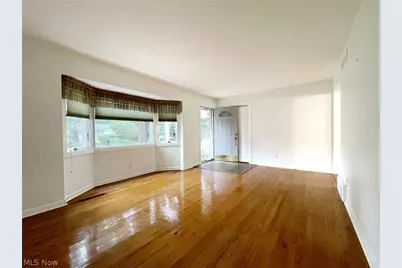 686 Shook Road, Akron, OH 44319 - Photo 2