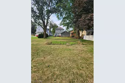 754 NW Ray Avenue, New Philadelphia, OH 44663 - Photo 18