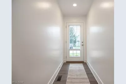 822 Timberline Trail, Northfield, OH 44067 - Photo 2