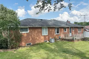 1410 Perry Dr NW, Canton, OH 44708 - Photo 2