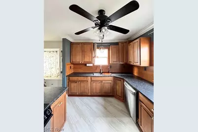 8309 Bancroft Avenue, Loveland, OH 44105 - Photo 12