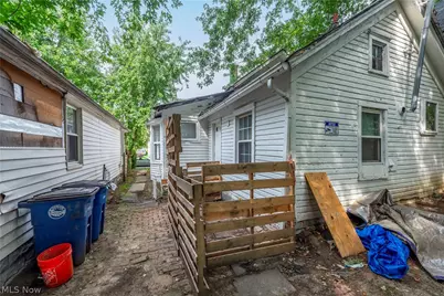 3123 W 68th Street, Loveland, OH 44102 - Photo 6