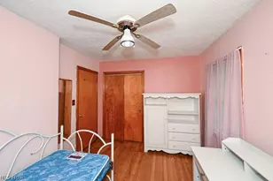 490 Bonshire Rd, Akron, OH 44319 - Photo 12