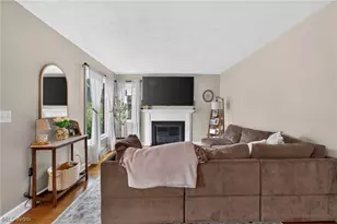708 33rd St NE, Canton, OH 44714 - Photo 4