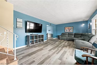 4837 Leigh Avenue NW, Canton, OH 44709 - Photo 4