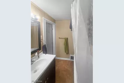 700 Lakemont Avenue, Akron, OH 44314 - Photo 14