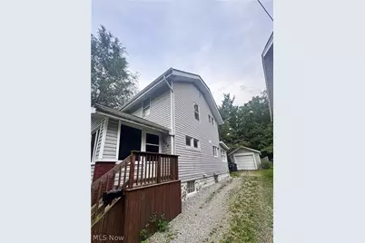 700 Lakemont Avenue, Akron, OH 44314 - Photo 2