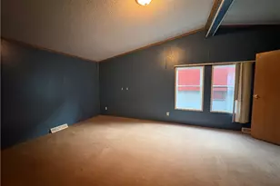 101 McConnell St, Uhrichsville, OH 44683 - Photo 16