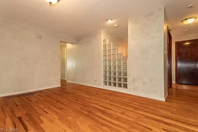 8831 Pine Tree Drive, Macedonia, OH 44056 - Photo 6