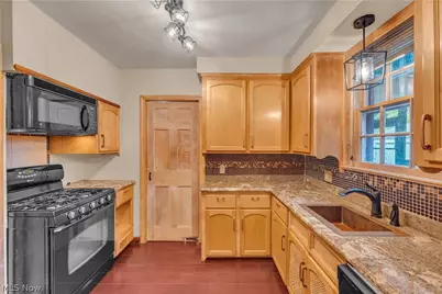 3675 Avalon Road, Huber Heights, OH 44120 - Photo 10
