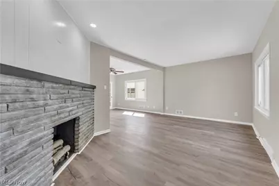 5005 Vandalia Avenue, Loveland, OH 44144 - Photo 8