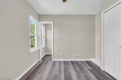 5005 Vandalia Avenue, Loveland, OH 44144 - Photo 16