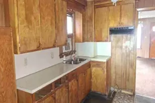 1738 Superior Ave, Canton, OH 44705 - Photo 4