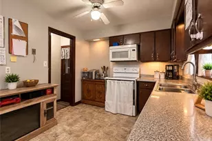 2064 Innwood Dr, Austintown, OH 44515 - Photo 6